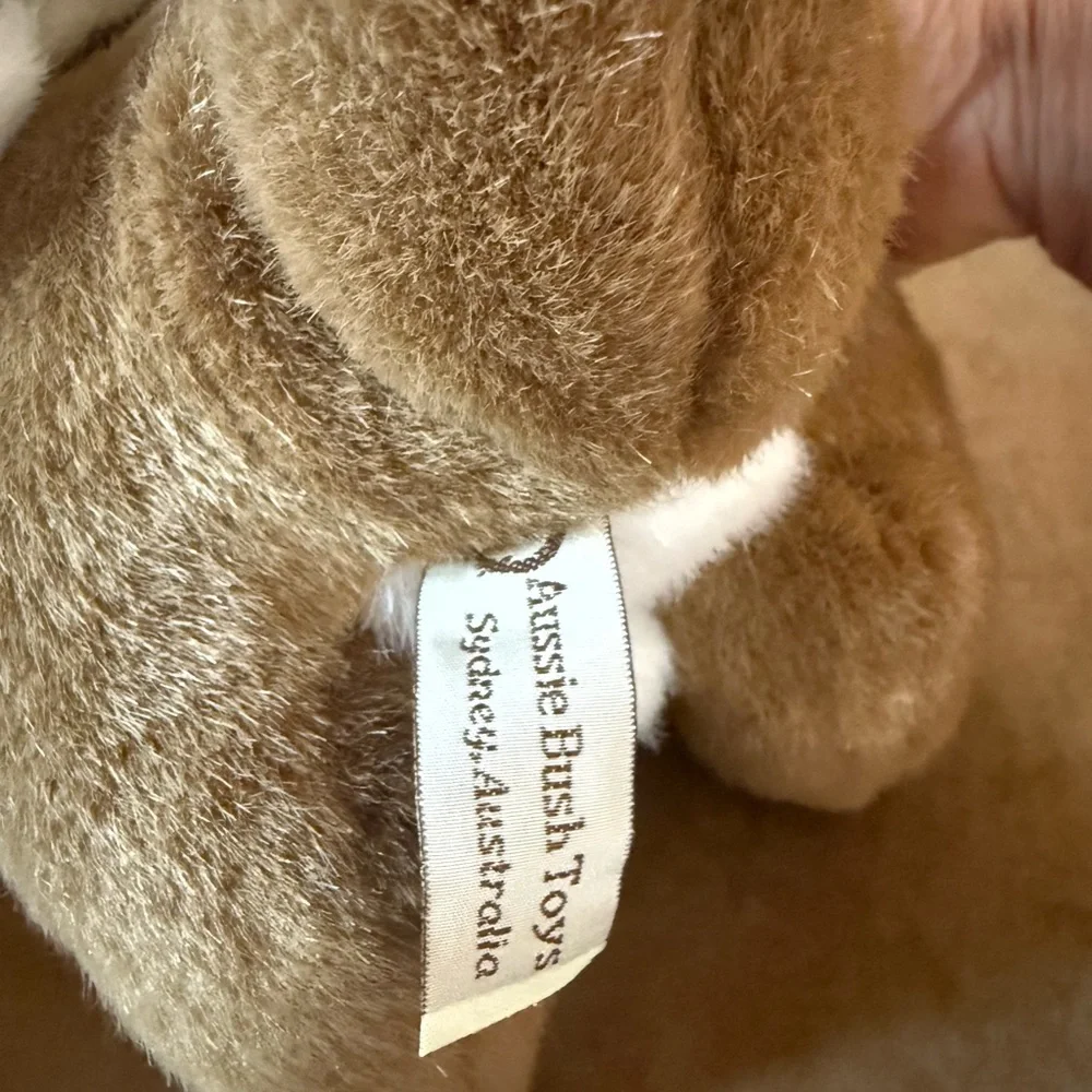 Charming Kangaroo and Joey Plush Toy - Tan and White
